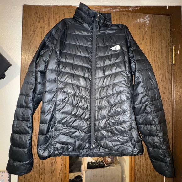 The North Face Quilted Black Jacket - Picture 1 of 5